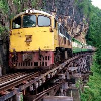 Melihat Kekelaman "Death Railway" Yang Ada Di Kachanaburi